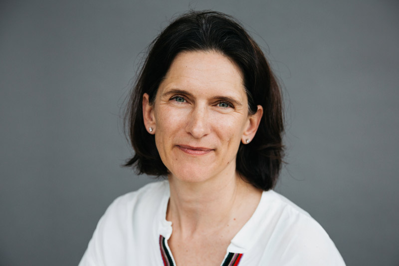 Portraitfoto von ComTeam Beraterin Elke Adamer